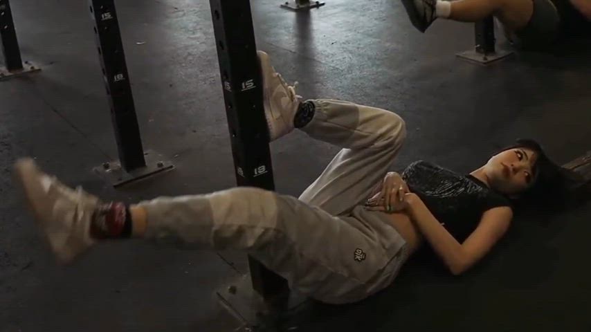 asian ass booty gym public sfw workout clip