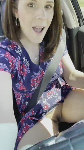 car clit rubbing flashing milf clip