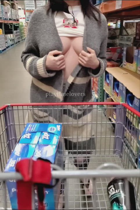 Flashing in Costco for the first time