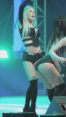 dancing korean tease clip