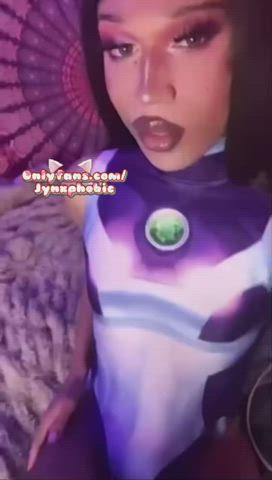 Would you fuck starfire if she had a dick?🥺