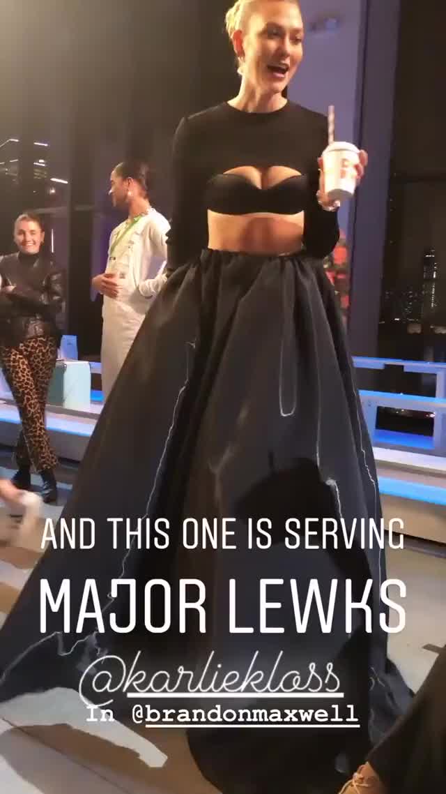 karlie kloss clip