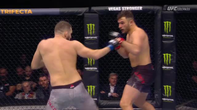 Gian Villante vs. Michal Oleksiejczuk - UFC Prague