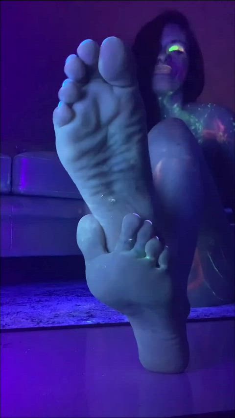 Want to taste the soles and toes of an alien goddess?