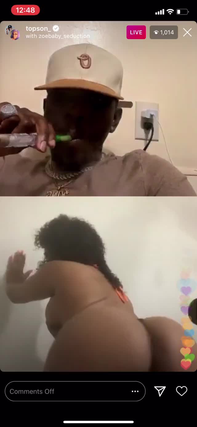 Woman shows tits and ass on IG Live