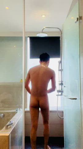 Casually wanking, moaning, and coming in the shower