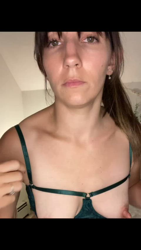 My Mommy Tits need to be sucked