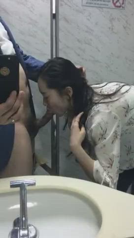asian blowjob deepthroat pov selfie toilet clip