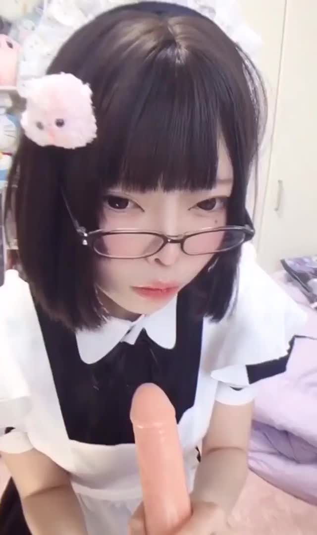 Tsunarin maid sucking dildo