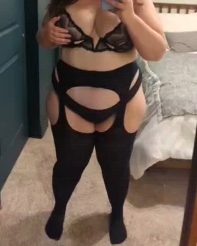 amateur jiggling lingerie thick thighs thigh highs twerking clip