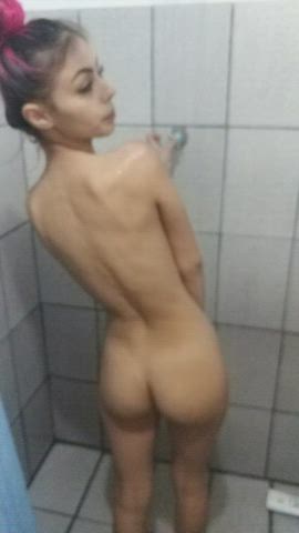 brazilian dancing nude petite shower clip