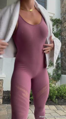 celebrity pokies spandex clip