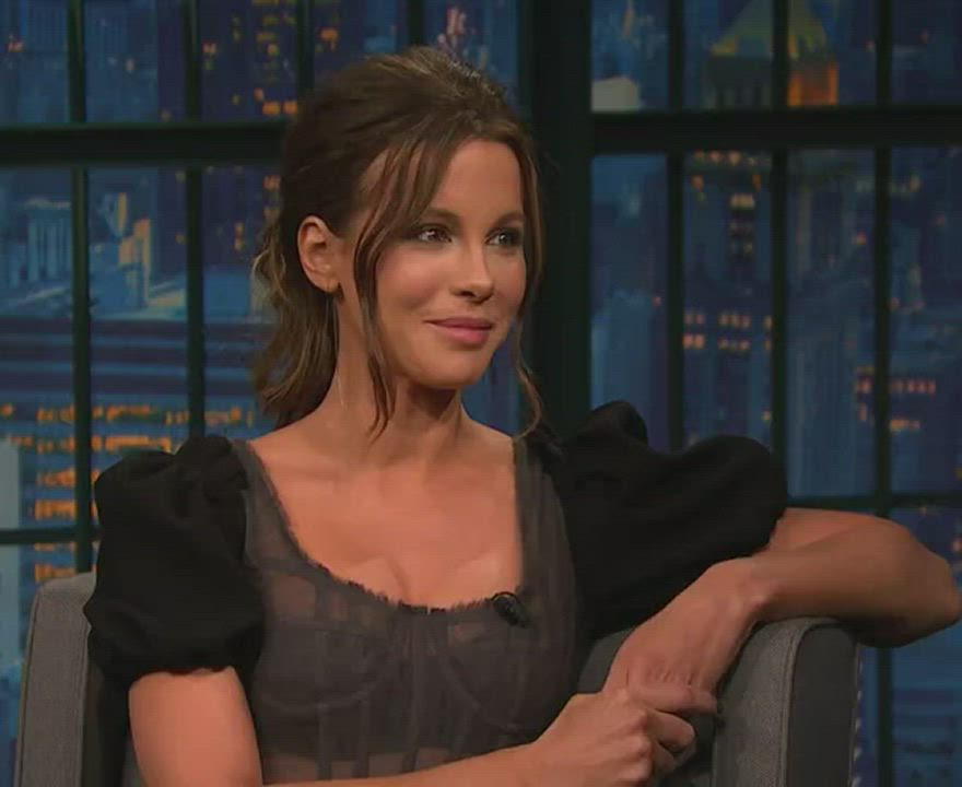 Kate Beckinsale clip