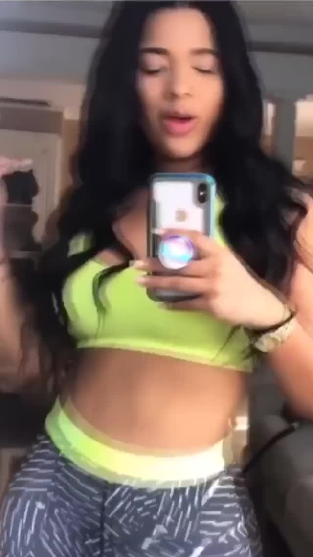 Cynthia Garcia shows off sexy ass body in athletic outfit