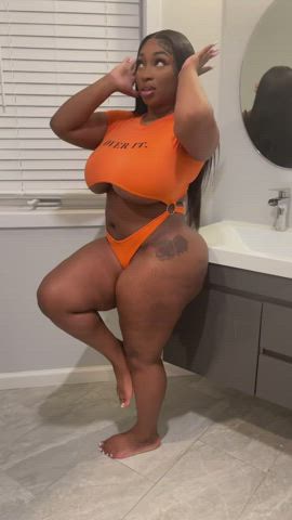 Big Ass Big Tits Ebony Thick clip