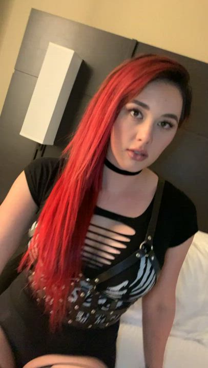 Goth Redhead Teen clip