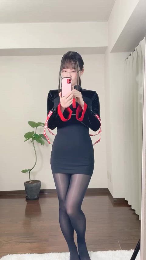 asian beautiful cosplay legs pantyhose selfie sexy uniform clothing-fetish clip