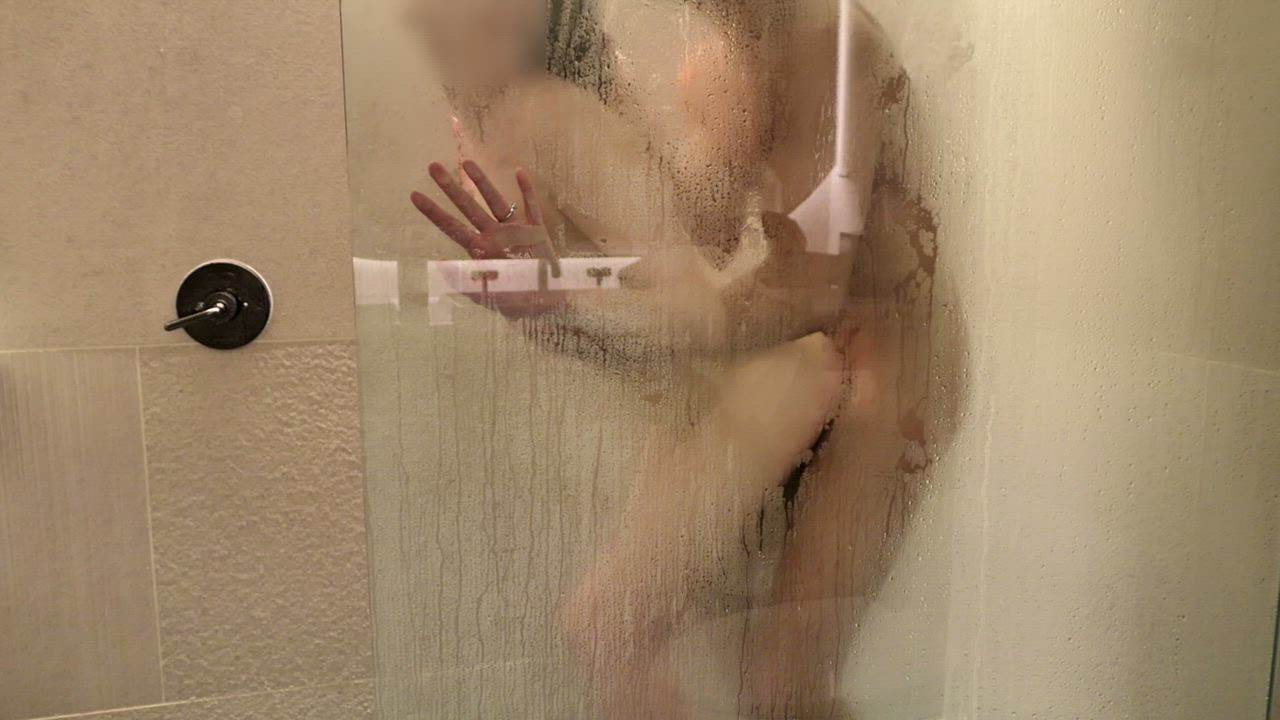 Fucking the gorgeous u/AlwaysHungryWife in the shower until I covered her pretty