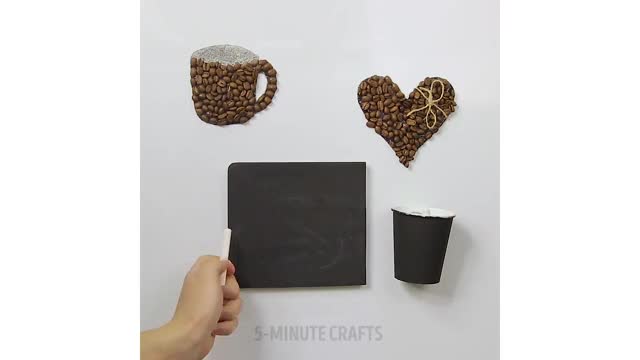 Coffee-themed Magnetic chalkboard (DIY)