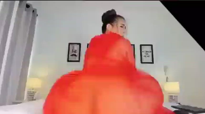 big ass camgirl latina riding clip