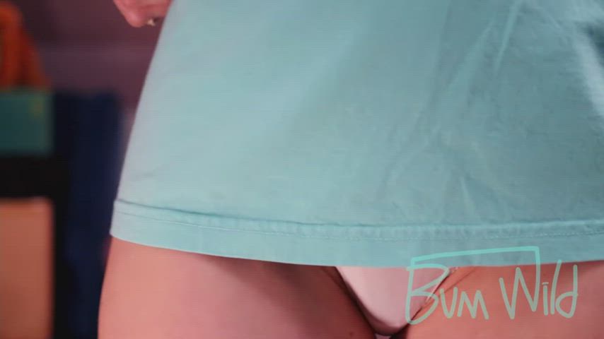 asshole bubble butt panties thong clip