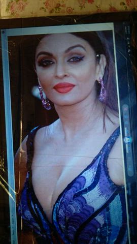 aishwarya rai bachchan boobs cleavage cum cumshot tribute clip