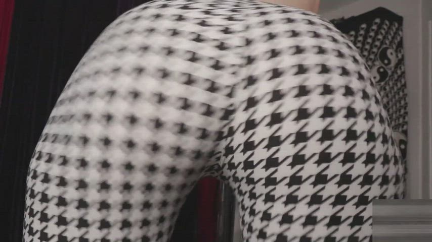 ass lesbian milf onlyfans pornstar twerking clip