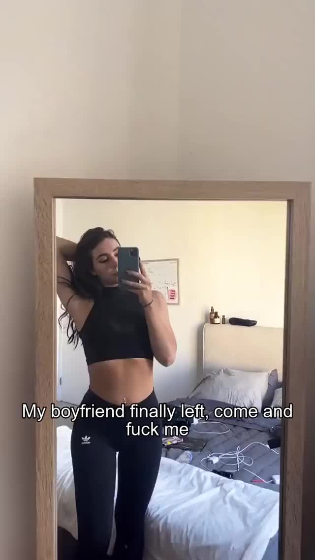 Her boyfriend can't fill her properly