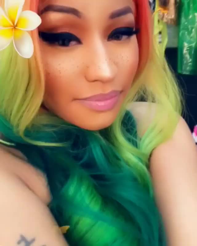 nickiminaj 43254599 259622791423878 2889390414605844480 n