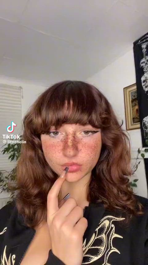 Lost.helin - More tiktok flashing videos on my TT likes