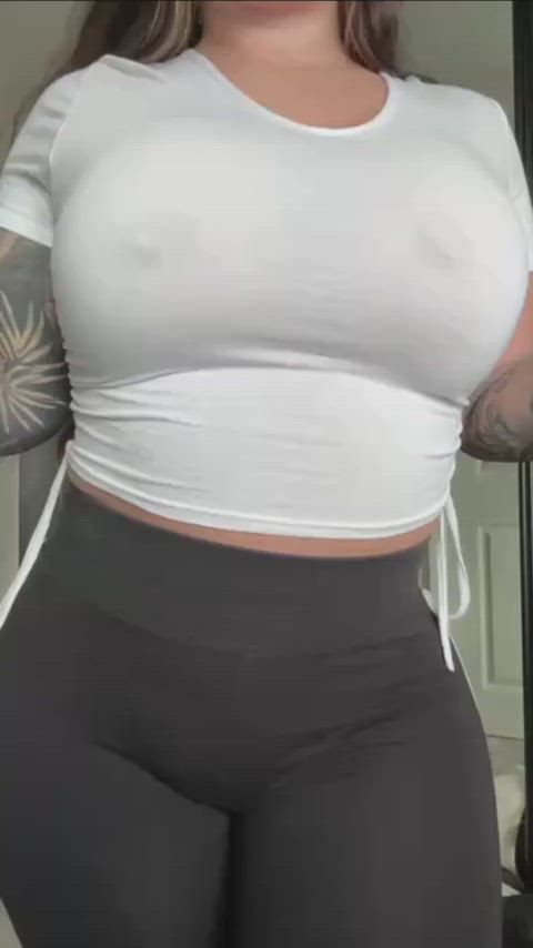 ass big ass big tits femdom leggings nipples onlyfans see through clothing tease