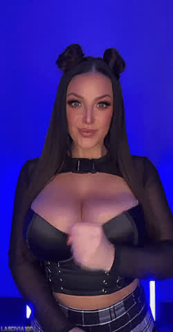 angela white bouncing tits natural tits tiktok clip