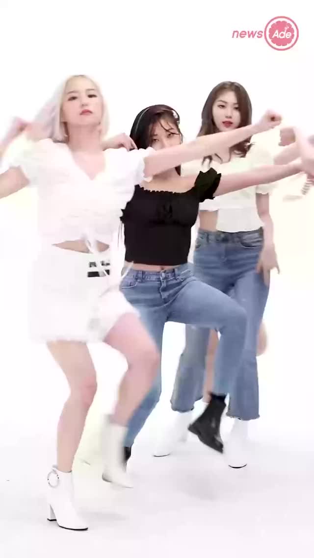 thicc seungyeon in jeans 2