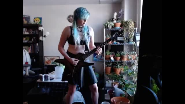 Goth trans chick plays Ace of Spades solo