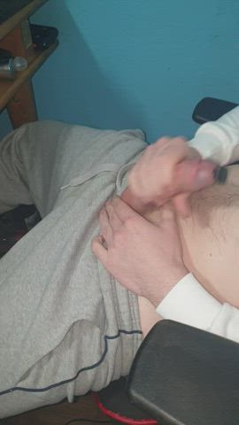 cumming with my screw in, ill post the unpluging later if you like it ;)