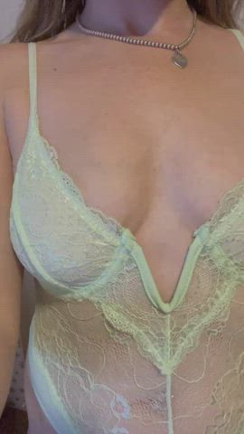 Are you into natural milf tits? [gif]
