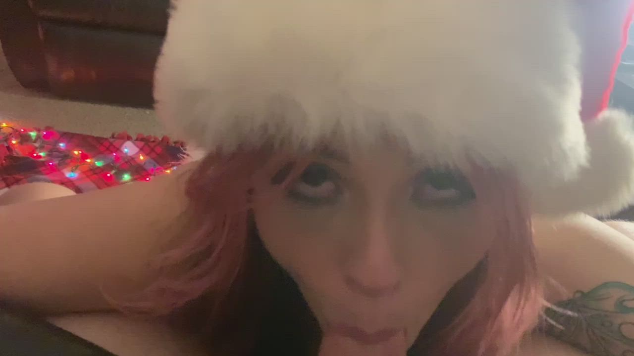 Suckin On Santa’s Candy Cane 😛 [OC] Xolittlelady6
