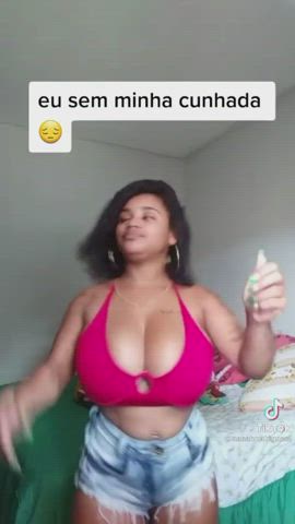 busty cleavage huge tits clip