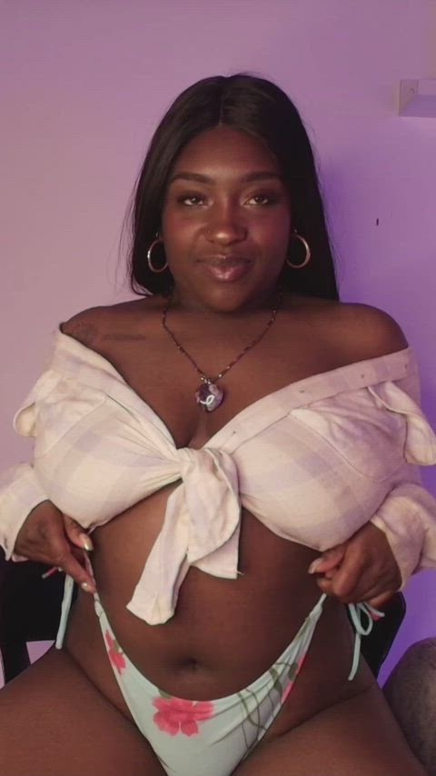 big tits boobs bouncing tits busty ebony huge tits natural tits saliva tits ebony-girls