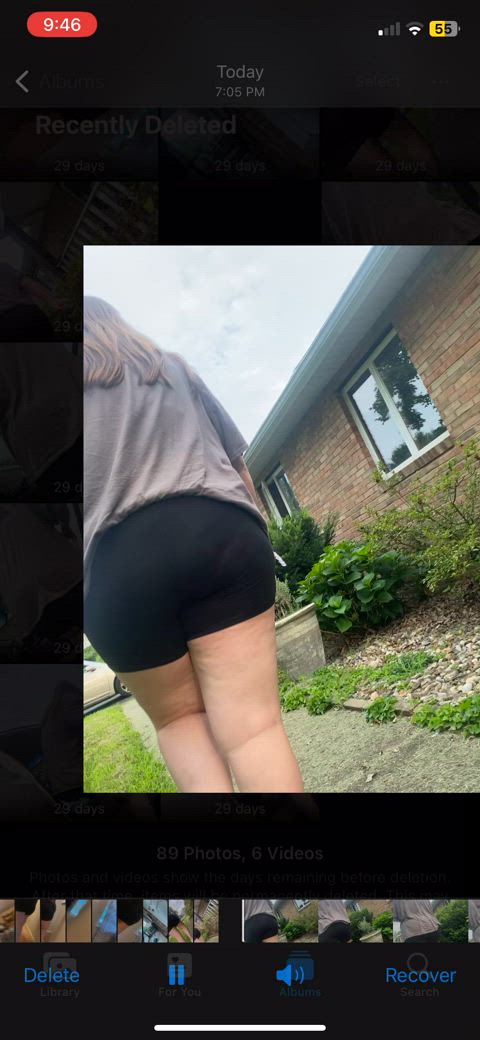 ass big ass booty jiggle sister thick walking clip