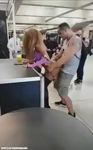 Don't mind us, we're just casually smashing ass in the middle of a shopping mall