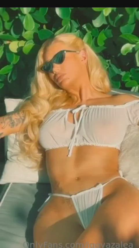 big tits blonde celebrity fake tits iggy azalea onlyfans see through clothing thick