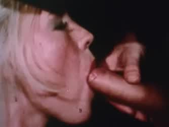 Blonde Cumshot Vintage clip