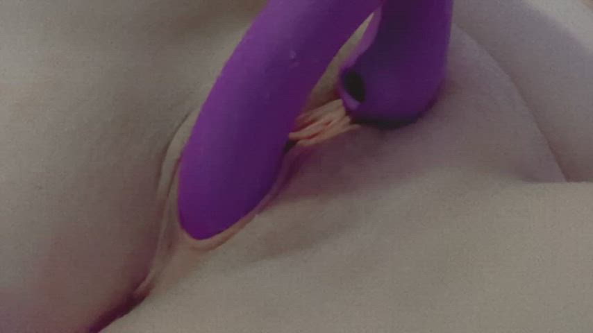 shaved pussy vibrator wet pussy clip