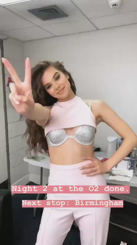 Hailee Steinfeld