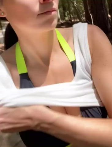 boobs exhibitionist flashing public tits topless clip