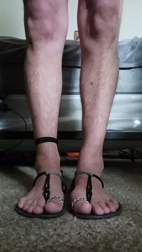 cum cum on feet exhibitionist feet jerk off perv solo bisexual bisexual-male feet-cock-fetish