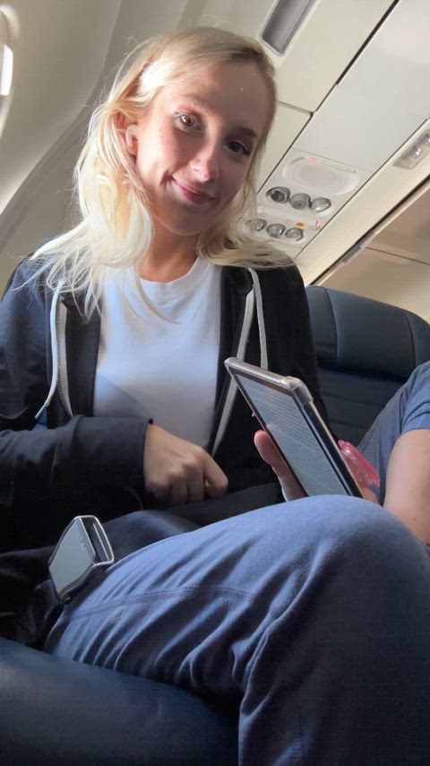 flashing public r/holdthemoan amateur-girls big-areolas just-boobs on-off clip