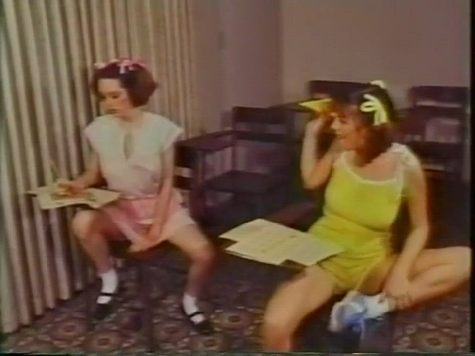 Lesbians Redhead Vintage clip