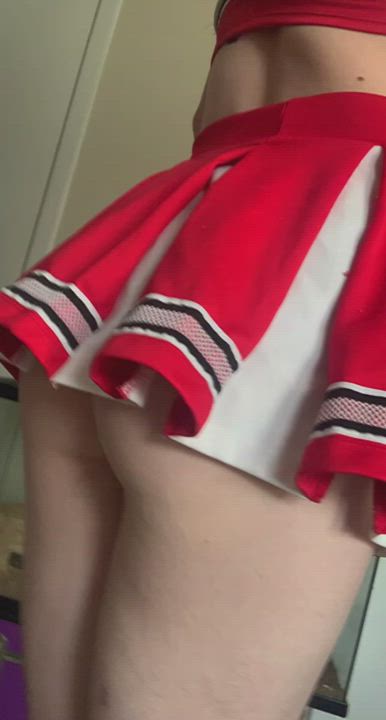 Red skirt fits nice :)